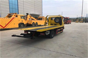 平度非事故拖车