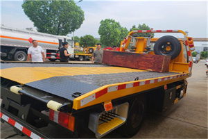 平度附近拖车电话号码服务